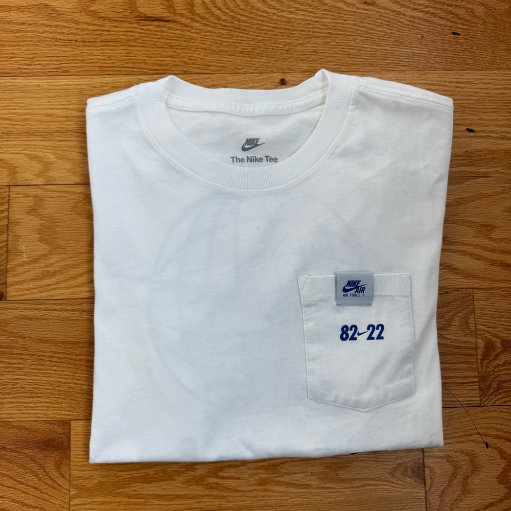 Men’s White Nike SB T-Shirt- Small